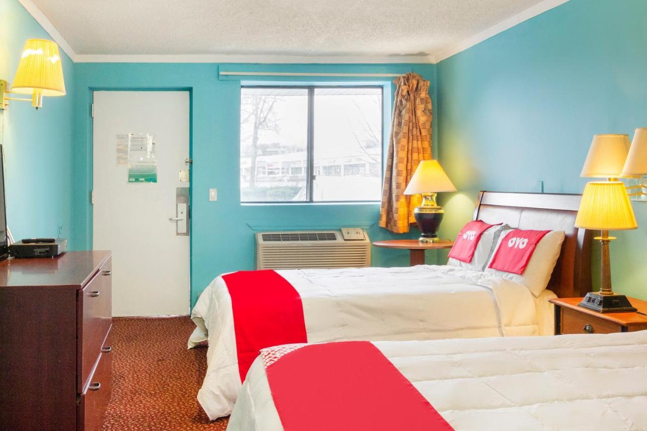 Oyo Hotel Edison Nj Route 1 Экстерьер фото