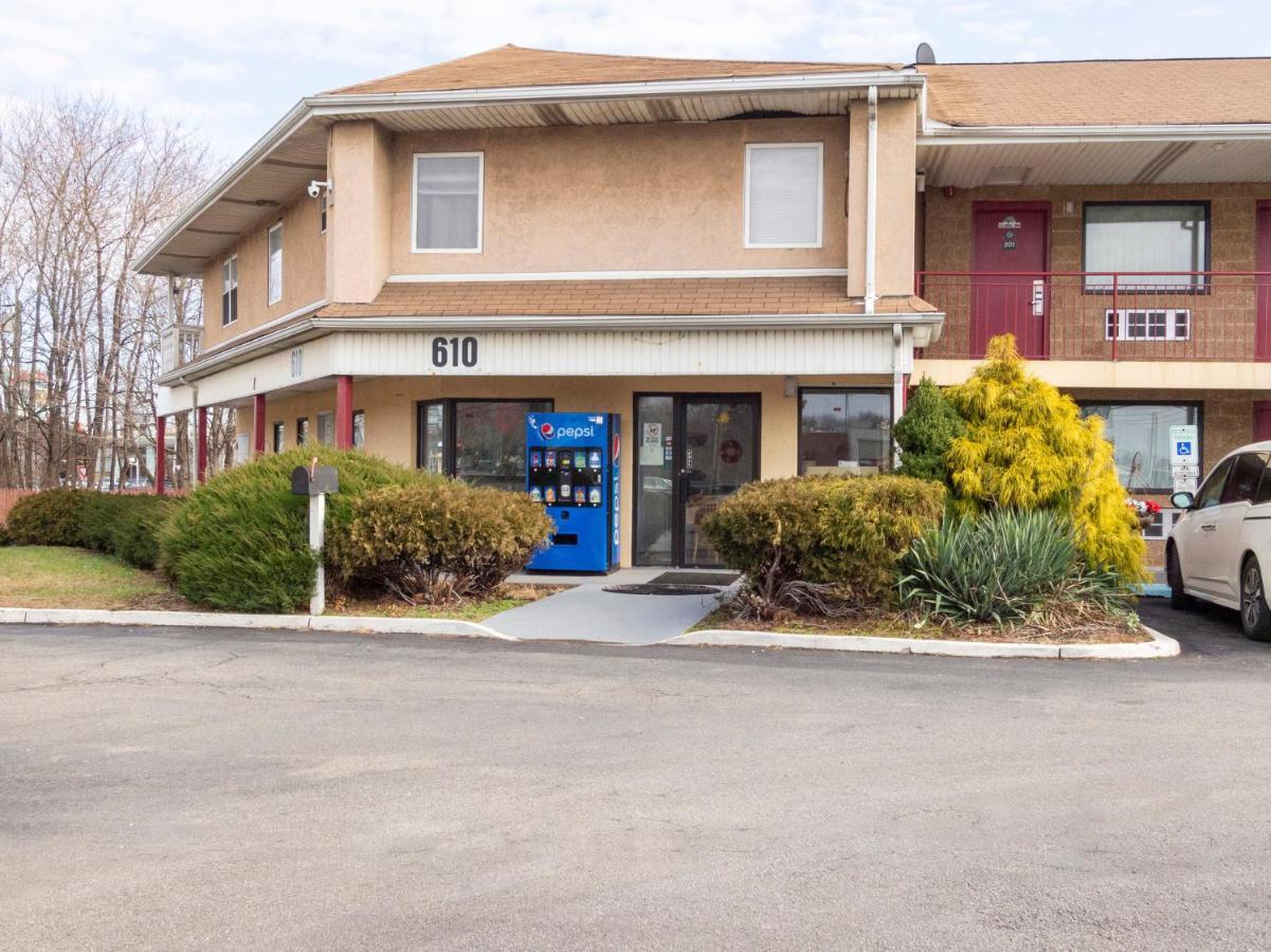 Oyo Hotel Edison Nj Route 1 Экстерьер фото